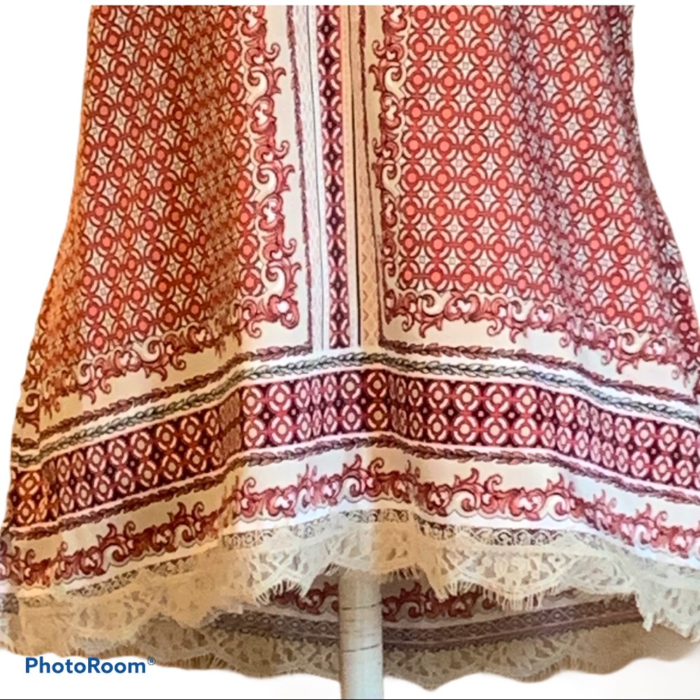 WHBM Lace Trimmed Camisole - Picture 3 of 6